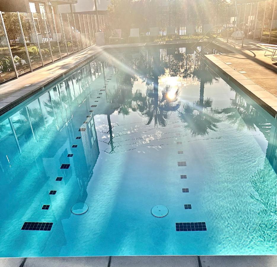 Casa Dolce Vita - Luxury Modern - Flexible Monthly Arrangements Available 30-night Minimum